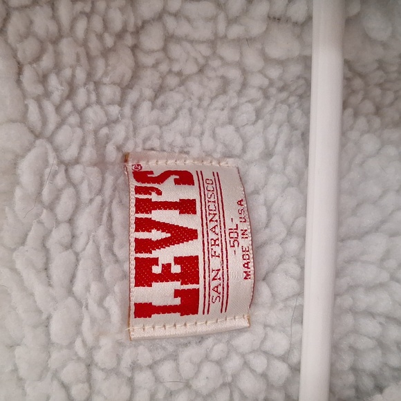 SOLD - Levi's Sherpa Lined Denim Trucker Jacket - Picture 3 of 11